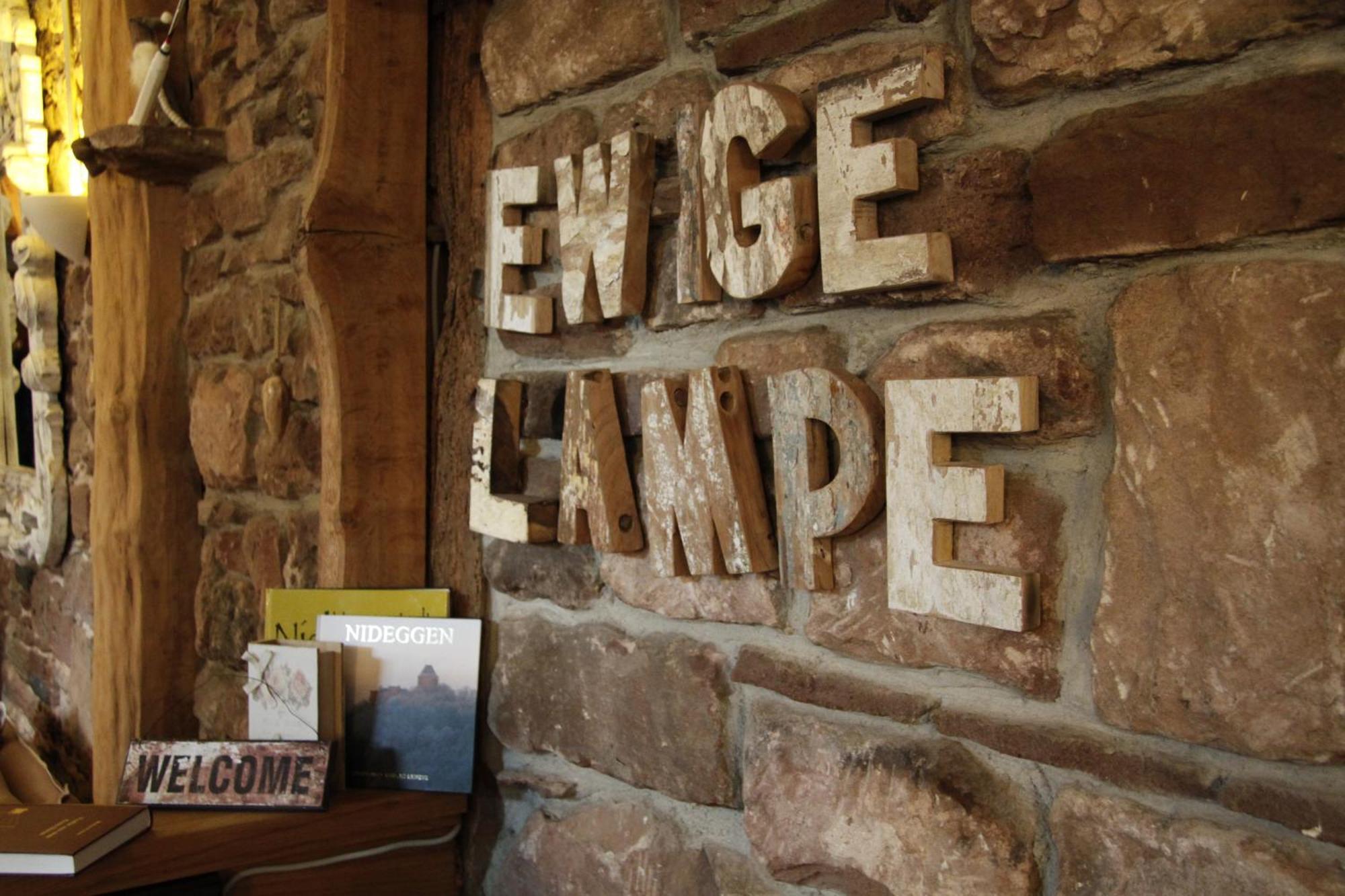 Zur Ewigen Lampe Romantisches Landhotel & Restaurant Nideggen Exterior photo
